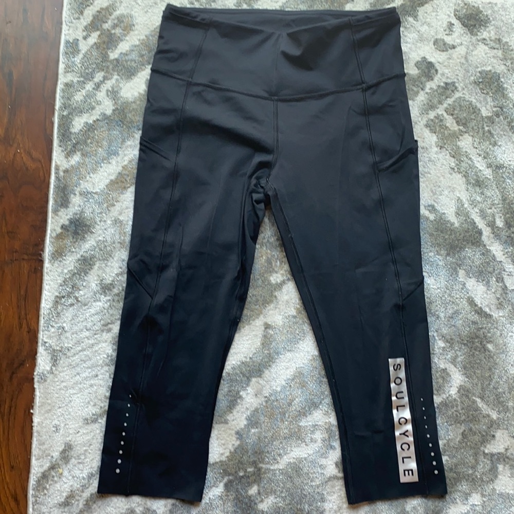 Lulu lemon X SoulCycle leggings size 8